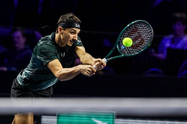 Moselle Open : tournoi de tennis, à Metz PHOTOPQR LE REPUBLICAIN LORRAIN Hugo AZMANI ; Metz ; 07 11 2025 ; Moselle Open : 22e édition du tournoi de tennis, aux Arènes, à Metz; Lorenzo Sonego (ITA), lors de son match en demi-finale contre Cameron Norrie Moselle Open Metz Moselle Lorraine France  Copyright: xPHOTOPQR LExREPUBLICAINxLORRAIN xHugoxAZMANIx 20251107RBL2794 20251107RBL2794