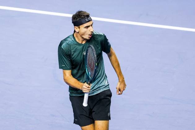 Moselle Open : tournoi de tennis, à Metz PHOTOPQR LE REPUBLICAIN LORRAIN Hugo AZMANI ; Metz ; 07 11 2025 ; Moselle Open : 22e édition du tournoi de tennis, aux Arènes, à Metz; Lorenzo Sonego (ITA), lors de son match en demi-finale contre Cameron Norrie Moselle Open Metz Moselle Lorraine France  Copyright: xPHOTOPQR LExREPUBLICAINxLORRAIN xHugoxAZMANIx 20251107RBL2795 20251107RBL2795