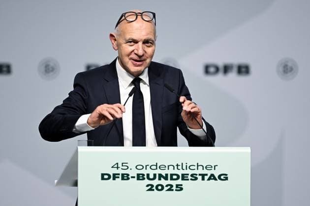GER, Bernd Neuendorf DFB President speaks at the 45th Ordinary DFB Bundestag at the DFB Campus in Frankfurt am Main, 7 11 2025 45th Ordinary DFB Bundestag in Frankfurt am Main Frankfurt am Main Copyright: xEibner-Pressefoto FlorianxWiegandx EP_FWD