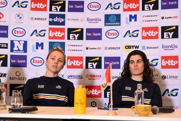 2025 UEC Cyclo-Cross EC - Media Activities MIDDELKERKE, BELGIUM - NOVEMBER 07 : Verdonschot Laura (BEL) and Norbert Riberolle Marion (BEL) talking to the press during a press conference, PK, Pressekonferenz prior to the 2025 UEC Cyclo-Cross European Championships on November 07, 2025 in Middelkerke, Belgium, 07 11 2025 Middelkerke Belgium  Copyright: xNicoxVereeckenx