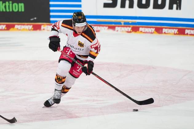 Dominik Kahun of Germany at the match GERMANY - LATVIA 4-1 DEB Ice hockey, Eishockey DEUTSCHLAND CUP in Landshut, Germany, November 6, 2025, Season 2025 2026.