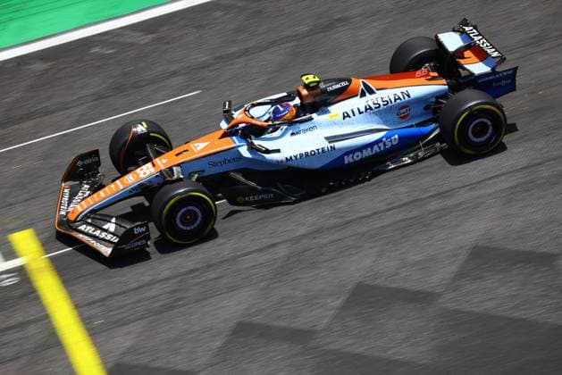 07.11.2025, Autodromo Jose Carlos Pace, Interlagos, Formula 1 MSC Cruises Grande Premio de Sao Paulo 2025 , im Bild Carlos Sainz Jr. (ESP), Atlassian Williams Racing (Photo by Hasan Bratic DeFodi Images) 07 11 2025, Autodromo Jose Carlos Pace, Interlagos, Formula 1 MSC Cruises Grande Premio de Sao Paulo 2025 , in the picture Carlos Sainz Jr ESP , Atlassian Williams Racing Photo by Hasan Bratic DeFodi Images