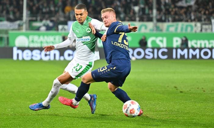 07 11 2025 Soccer Season 2025 2026 2 Soccer Bundesliga 12 Matchday SpVgg Greuther Fürth Kleeblatt Preußen Münster Sportfoto Zink xwoxzix DFL regulations prohibit any use of photographs as image sequences and or quasi video only for editorial use Maximilian Solomon Dietz 33, SpVgg Greuther Fürth Lars Lokotsch 13, Preußen Münster