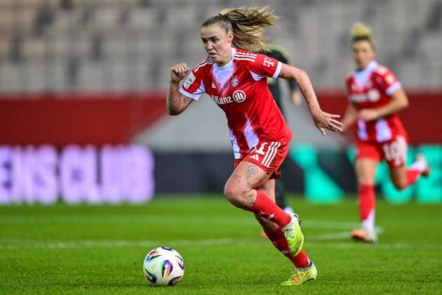 Georgia STANWAY FC Bayern Muenchen, FCB, 31 am Ball, 07 11 2025, München Deutschland , Fußball, Google Pixel Frauen Bundesliga, FC Bayern München 1 FC Union Berlin, DFB DFL REGULATIONS PROHIBIT ANY USE OF PHOTOGRAPHS AS IMAGE SEQUENCES AND OR QUASI VIDEO xslx