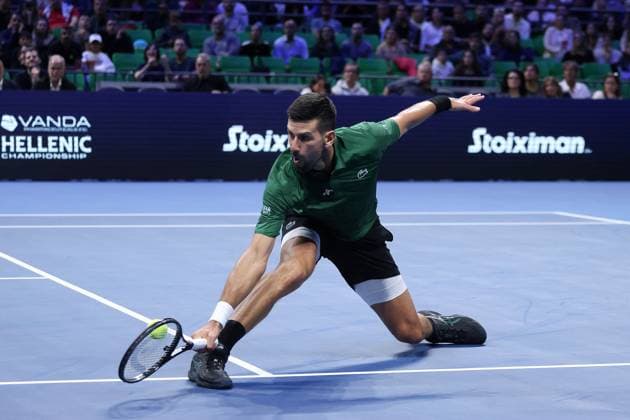 ATP, Tennis Herren 250 tournament in Athens ATHENS, GREECE - NOVEMBER 7: Novak Djokovic of Serbia in action against Yannick Hanfmann (not seen) of Germany during the Hellenic Championship ATP 250 semifinal tennis match, at OAKA Olympic Athletic Center in Athens, Greece on November 7, 2025. Costas Baltas Anadolu Athens Greece. Editorial use only. Please get in touch for any other usage.  Copyright: x2025xAnadoluxCostasxBaltasx