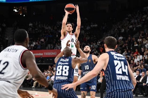 Leandro Bolmaro Efes Istanbul - EA7 Emporio Armani Olimpia Milano EuroLeague 2025-26 Istanbul, 07 11 2025 Foto M.Ceretti Ciamillo-Castoria Istanbul  Copyright: xMassimoxCerettix