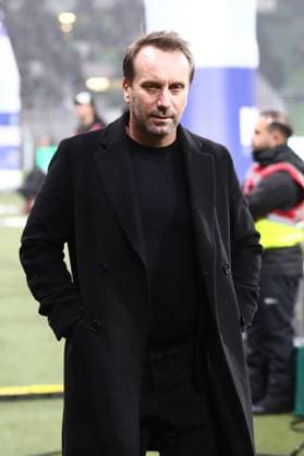 07 11 2025, xmohx, Soccer 1 Bundesliga, SV Werder Bremen VfL Wolfsburg v l Yannick Sebastian Schindzielorz, Sports Director VfL Wolfsburg DFL DFB REGULATIONS PROHIBIT ANY USE OF PHOTOGRAPHS as IMAGE SEQUENCES and or QUASI VIDEO Bremen