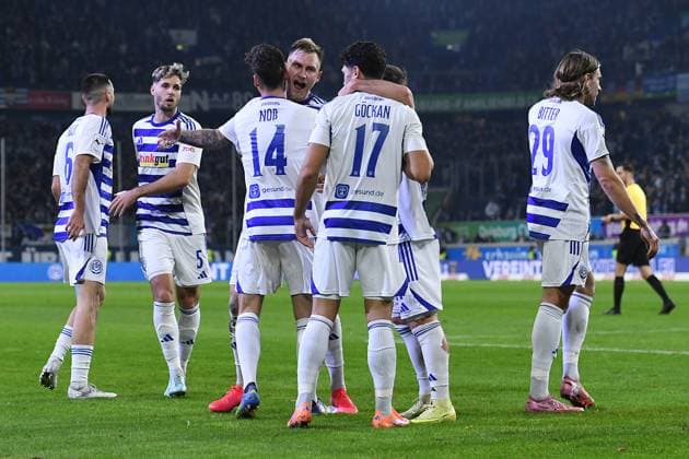 Soccer 3 Liga 14 Matchday MSV Duisburg SV Waldhof Mannheim on 07 11 2025 at Schauinsland Reisen Arena in Duisburg Goal celebration to 1 0 by Conor Noß Duisburg DFB regulations prohibit any use of photographs as image sequences and or quasi video xRx