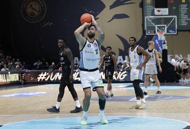 Martin Breunig Veolia Towers Hamburg at free throw Basketball, Men, Season 2025 2026, easyCredit Basketball Bundesliga, Basketball Loewen Braunschweig vs Veolia Towers Hamburg