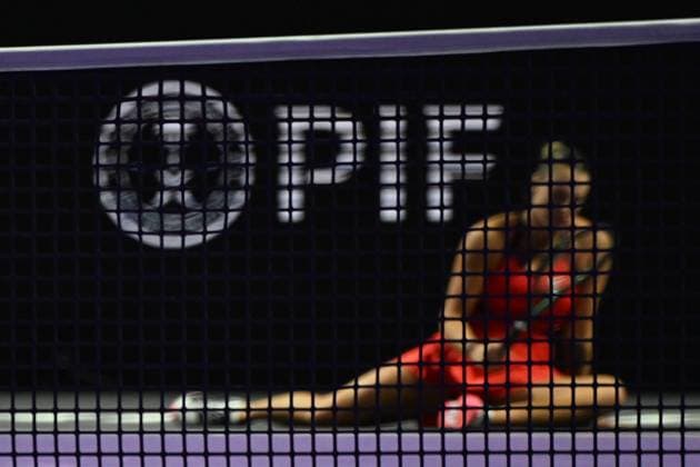 Aryna Sabalenka v Amanda Anisimova - 2025 WTA, Tennis Damen Finals RIYADH, SAUDI ARABIA - NOVEMBER 7: Aryna Sabalenka is faintly seen behind the net during her match against Amanda Anisimova (not seen) of the United States in the second semifinal on Day 7 of the 2025 WTA Finals, part of the Hologic WTA Tour, at King Saud University Indoor Arena in Riyadh, Saudi Arabia, on November 7, 2025. Artur Widak Anadolu Riyadh Saudi Arabia. Editorial use only. Please get in touch for any other usage.  Copyright: x2025xAnadoluxArturxWidakx