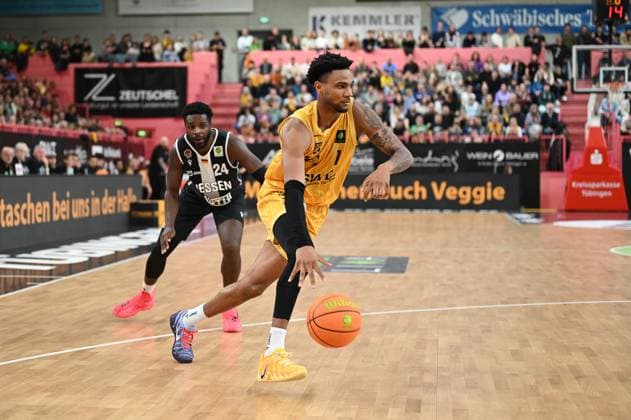 Bernard Pelote III Tigers Tuebingen, 01 prevails GER, Tigers Tuebingen vs Giessen 46ers, Basketball, Men, Pro A, 2 Barmer Basketball Bundesliga, Season 2025 2026, 07 11 2025 GER, Tigers Tuebingen vs Giessen 46ers, Basketball, Men, Pro A, 2 Barmer Basketball Bundesliga, Season 2025 2026, 07 11 2025 Tuebingen Copyright: xEibner-Pressefoto NicolasxWoernx EP_NWN