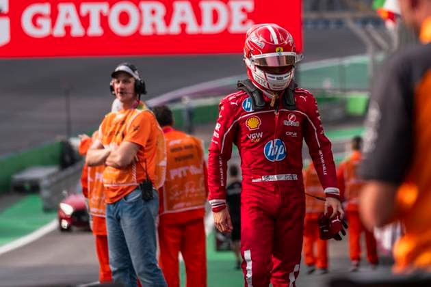 Formula?1?MSC?Cruises?Grande?Prêmio?de?São?Paulo?2025 Remy Midez OVERTAKE MAXPPP - São?Paulo 07 11 2025 16 LECLERC Charles (mon), Scuderia Ferrari HP, portrait, parc ferme at the Formula 1 MSC Cruises Grande Prêmio de São Paulo 2025, the 21st round of the 2025 FIA Formula 1 World Championship, WM, Weltmeisterschaft at the Autódromo José Carlos Pace in São Paulo, interlaces, Brazil, from 6 to 9 November 2025 São?Paulo Autódromo José?Carlos?Pace, Interlagos Brazil Copyright: xOVERTAKE MAXPPPxRemyxMidezx OVT202511073919 OVT202511073919