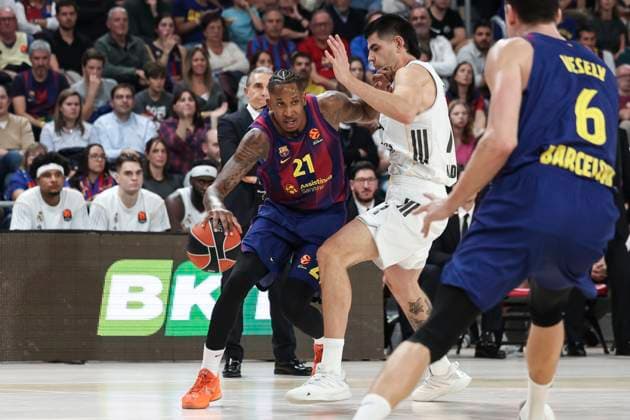November 7, 2025, Barcelona, Barcelona, Spain: Will Clyburn of FC Barcelona, Barca in action during the EuroLeague Regular Season Round 9 match played between FC Barcelona and Real Madrid at Palau Blaugrana on November 07, 2025 in Barcelona, Spain. Barcelona Spain - ZUMAa181 20251107_zaa_a181_207 Copyright: xJavierxBorregox