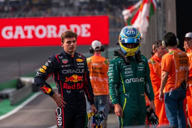 Formula?1?MSC?Cruises?Grande?Prêmio?de?São?Paulo?2025 Remy Midez OVERTAKE MAXPPP - São?Paulo 07 11 2025 01 VERSTAPPEN Max (nld), Oracle Red Bull Racing, portrait, 14 ALONSO Fernando (esp), Aston Martin Aramco Cognizant, portrait at the Formula 1 MSC Cruises Grande Prêmio de São Paulo 2025, the 21st round of the 2025 FIA Formula 1 World Championship, WM, Weltmeisterschaft at the Autódromo José Carlos Pace in São Paulo, interlaces, Brazil, from 6 to 9 November 2025 São?Paulo Autódromo José?Carlos?Pace, Interlagos Brazil Copyright: xOVERTAKE MAXPPPxRemyxMidezx OVT202511074012 OVT202511074012
