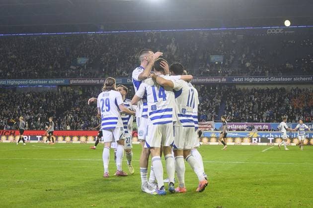 3 Liga MSV Duisburg SV Waldhof Mannheim FOR EDITORIAL PURPOSES ONLY p Soccer 3 Liga MSV Duisburg SV Waldhof Mannheim on 07 11 25 at the Schauinsland Reisen Arena in Duisburg Goal celebration to 1 0 by Conor Noß Duisburg Duisburg Duisburg Copyright JakobxKlos Copyright: JakobxKlos doc835x2dphvc0goq9h11y ,EDITORIAL USE ONLY Copyright: JakobxKlos