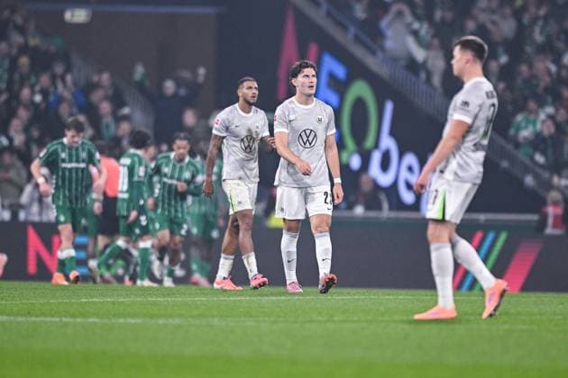 07 11 2025, Football, 1 Bundesliga, 10 Matchday Season 2025 2026, SV Werder Bremen VfL Wolfsburg, VfL Wolfsburg is disappointed xRHR PHOTO TKx Copyright: RHR-FOTOx RHR-FOTO TK