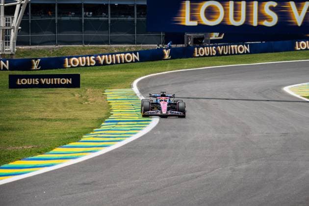 Formula?1?MSC?Cruises?Grande?Prêmio?de?São?Paulo?2025 Gabriela Testa OVERTAKE MAXPPP - São?Paulo 07 11 2025 10 GASLY Pierre (fra), BTW Alpine F1 Team, action at the Formula 1 MSC Cruises Grande Prêmio de São Paulo 2025, the 21st round of the 2025 FIA Formula 1 World Championship, WM, Weltmeisterschaft at the Autódromo José Carlos Pace in São Paulo, interlaces, Brazil, from 6 to 9 November 2025 São?Paulo Autódromo José?Carlos?Pace, Interlagos Brazil  Copyright: xOVERTAKE MAXPPPxGabrielaxTestax OVT202511074249 OVT202511074249