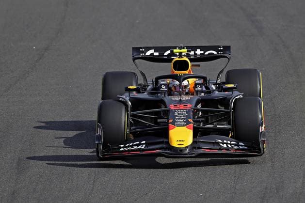 Sao Paulo, Brazil, 7th November 2025. Yuki Tsunoda (JPN) Oracle Red Bull Racing RB21 Honda during Sprint Qualifying of the F1 Grand Prix of Brazil at Autodromo Jose Carlos Pace  HeulerxAndrey