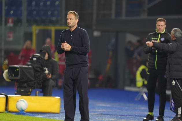Pisa s Jcoach Alberto Gilardino ....During the Serie A soccer match between Pisa and Cremonese at the Cetilar Arena Romeo Anconetani Stadium in Pisa; Center West Italy; saturday November 07; 2025 ; Soccer  Copyright: xAlessandroxLaxRoccax