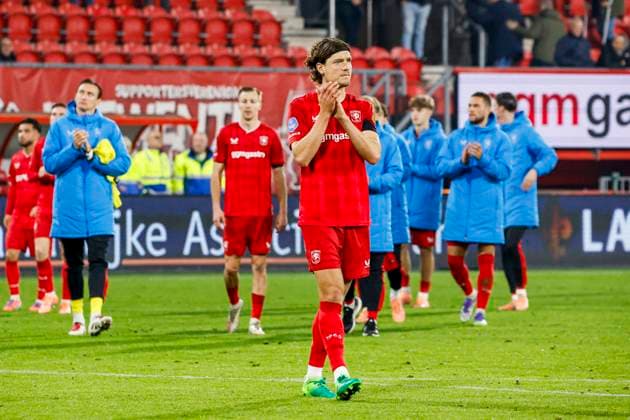 Sam Lammers of FC Twente looks dejected FC Twente v SC Telstar, Eredivisie, FC Twente 65 v Telstar 1963, De Grolsch Veste Stadium, November 7, 2025, Enschede, Netherlands.