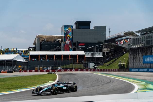 Formula?1?MSC?Cruises?Grande?Prêmio?de?São?Paulo?2025 Gabriela Testa OVERTAKE MAXPPP - São?Paulo 07 11 2025 63 RUSSELL George (gbr), Mercedes-AMG PETRONAS F1 Team, action at the Formula 1 MSC Cruises Grande Prêmio de São Paulo 2025, the 21st round of the 2025 FIA Formula 1 World Championship, WM, Weltmeisterschaft at the Autódromo José Carlos Pace in São Paulo, interlaces, Brazil, from 6 to 9 November 2025 São?Paulo Autódromo José?Carlos?Pace, Interlagos Brazil  Copyright: xOVERTAKE MAXPPPxGabrielaxTestax OVT202511084436 OVT202511084436