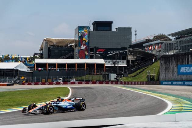 Formula?1?MSC?Cruises?Grande?Prêmio?de?São?Paulo?2025 Gabriela Testa OVERTAKE MAXPPP - São?Paulo 07 11 2025 23 ALBON Alexander (tha), Atlassian Williams Racing, action at the Formula 1 MSC Cruises Grande Prêmio de São Paulo 2025, the 21st round of the 2025 FIA Formula 1 World Championship, WM, Weltmeisterschaft at the Autódromo José Carlos Pace in São Paulo, interlaces, Brazil, from 6 to 9 November 2025 São?Paulo Autódromo José?Carlos?Pace, Interlagos Brazil  Copyright: xOVERTAKE MAXPPPxGabrielaxTestax OVT202511084439 OVT202511084439