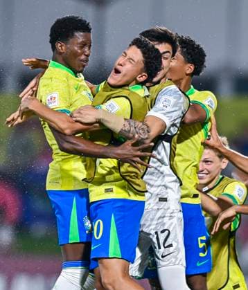 (251108) -- DOHA, Nov. 8, 2025 -- Ruan Pablo (1st L) of Brazil celebrates with his teammates after scoring during the group H match between Brazil and Indonesia of FIFA U17, U 17 World cup Qatar 2025 in Doha, Qatar, on Nov. 7, 2025. (Photo by Xinhua) (SP)QATAR-DOHA-FIFA U17 WORLD CUP 2025-BRAZIL V INDONESIA Nikku 