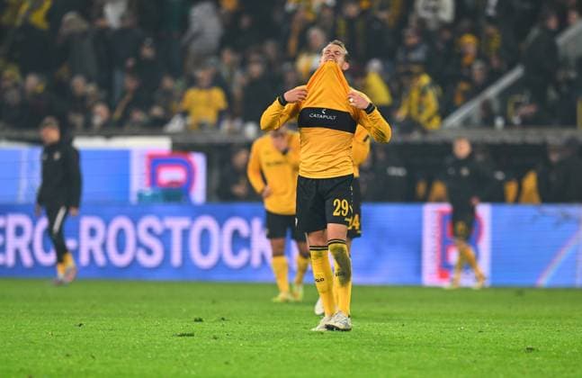 Lukas Boeder Dresden after the match, 07 11 2025, Football, GER, Season 2025 2026, 2 Bundesliga, Second League, Matchday 12, Rudolf Harbig Stadion Dresden, SG Dynamo Dresden 1 FC Nürnberg, DFB AND DFL REGULATIONS PROHIBIT ANY USE OF PHOTOGRAPHS as IMAGE SEQUENCES and or QUASI VIDEO,