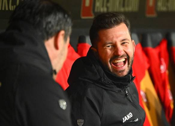 f l Dresdens Thomas Brendel Managing Director Sport with Christian Knoll Dresden, Head of Licensing , 07 11 2025, Football, GER, Season 2025 2026, 2 Bundesliga, Second League, 12 Matchday, Rudolf Harbig Stadium Dresden, SG Dynamo Dresden 1 FC Nürnberg, DFB AND DFL REGULATIONS PROHIBIT ANY USE OF PHOTOGRAPHS as IMAGE SEQUENCES and or QUASI VIDEO,