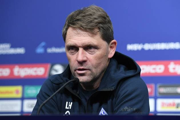 Soccer 3 Liga 14 Matchday MSV Duisburg SV Waldhof Mannheim on 07 11 2025 at the Schauinsland Reisen Arena in Duisburg Luc Holtz Coach Head Coach Mannheim DFB regulations prohibit any use of photographs as image sequences and or quasi video xRx
