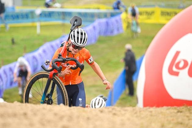 2025 UEC Cyclo-Cross EC - Women Juniors MIDDELKERKE, BELGIUM - NOVEMBER 08 : Jochems Nynke (NLD) in action during the 2025 UEC Cyclo-Cross European Championships for Women Juniors on November 08, 2025 in Middelkerke, Belgium, 08 11 2025 Middelkerke Belgium  Copyright: xNicoxVereeckenx