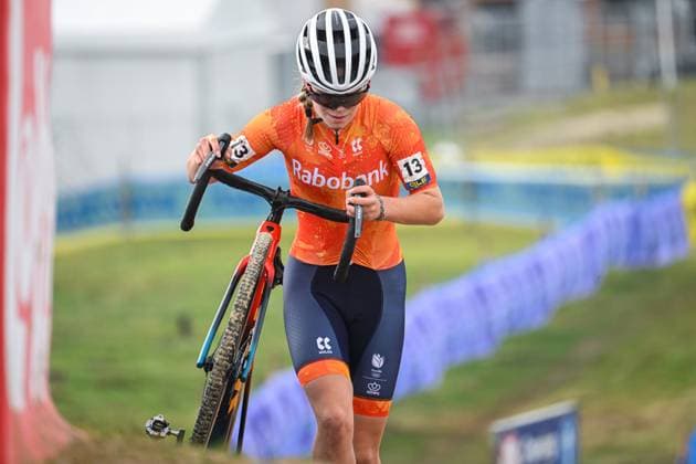 2025 UEC Cyclo-Cross EC - Women Juniors MIDDELKERKE, BELGIUM - NOVEMBER 08 : Jochems Nynke (NLD) in action during the 2025 UEC Cyclo-Cross European Championships for Women Juniors on November 08, 2025 in Middelkerke, Belgium, 08 11 2025 Middelkerke Belgium  Copyright: xNicoxVereeckenx