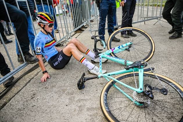 2025 UEC Cyclo-Cross EC - Women Juniors MIDDELKERKE, BELGIUM - NOVEMBER 08 : Peeters Zita (BEL) after the race during the 2025 UEC Cyclo-Cross European Championships for Women Juniors on November 08, 2025 in Middelkerke, Belgium, 08 11 2025 Middelkerke Belgium  Copyright: xNicoxVereeckenx
