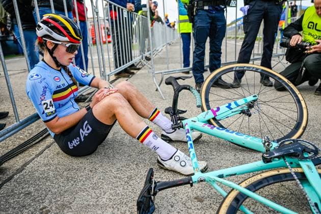 2025 UEC Cyclo-Cross EC - Women Juniors MIDDELKERKE, BELGIUM - NOVEMBER 08 : Peeters Zita (BEL) after the race during the 2025 UEC Cyclo-Cross European Championships for Women Juniors on November 08, 2025 in Middelkerke, Belgium, 08 11 2025 Middelkerke Belgium  Copyright: xNicoxVereeckenx