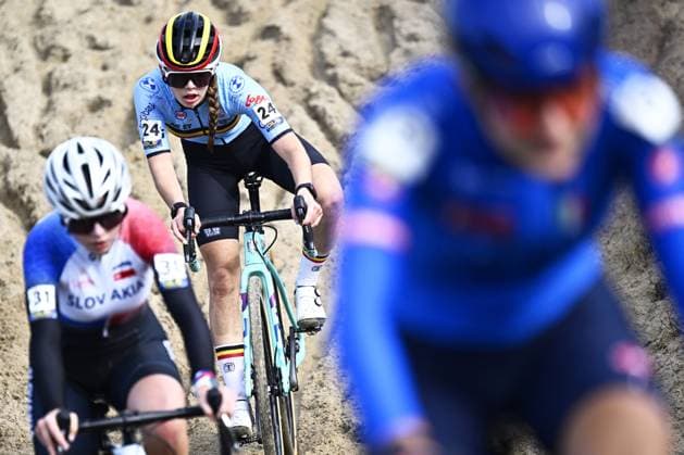 Belgian Zita Peeters pictured in action during the junior women race at the UEC Cyclocross European Championships, Saturday 08 November 2025, in Middelkerke. JASPERxJACOBS  x140143811x