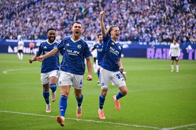 08 11 2025, Football, 2 Bundesliga, Season 2025 2026, Matchday 12, FC Schalke 04 SV Elversberg, Hasan Kurucay FC Schalke 04 celebrates the goal for 1 0, xRHR PHOTO YYx Copyright: KROEGER RHR-FOTOx RHR-FOTO YY