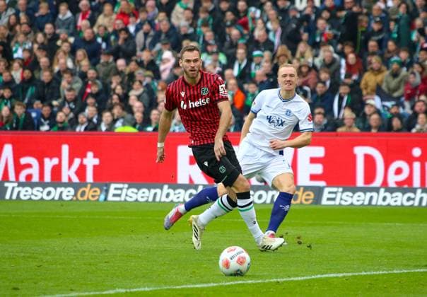Germany Soccer 2 Bundesliga 2025 26, 12 Matchday Hannover 96 vs SV Darmstadt 98 Heinz von Heiden Arena Stadion Hannover Isac Lidberg SV Darmstadt 98, 7 Hannover Copyright: xAymanxAlahmedx