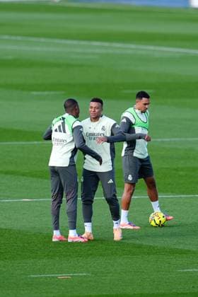 November 8, 2025, Valdebebas, Madrid, Spain: Kylian Mbappe and David Alaba during the Real Madrid training session ahead their upcoming Spanish League, LaLiga EA Sports, football match against Rayo Vallecano at Ciudad Deportiva Real Madrid on November 8, 2025, in Valdebebas, Madrid, Spain. Valdebebas Spain - ZUMAa181 20251108_zaa_a181_033 Copyright: xDennisxAgyemanx