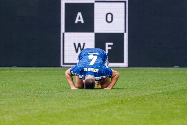 Hasan Kurucay of Schalke 04 celebrates after scoring his teams first goal FC Schalke 04 v SV Elversberg, 2. Bundesliga, FC Schalke 04 v SV Elversberg, Veltins-Arena, November 8, 2025, Gelsenkirchen, Germany.