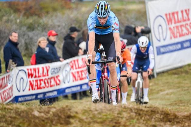 2025 UEC Cyclo-Cross EC - Men U23 MIDDELKERKE, BELGIUM - NOVEMBER 08 : Vandenberghe Viktor (BEL) in action during the 2025 UEC Cyclo-Cross European Championships for Men U23 on November 08, 2025 in Middelkerke, Belgium, 08 11 2025 Middelkerke Belgium  Copyright: xNicoxVereeckenx