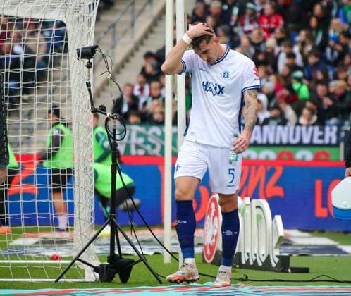 Germany Soccer 2 Bundesliga 2025 26, 12 Matchday Hannover 96 vs SV Darmstadt 98 Heinz von Heiden Arena Stadion Hannover Injury to player Matej Maglica SV Darmstadt 98, 5 Hannover Copyright: xAymanxAlahmedx