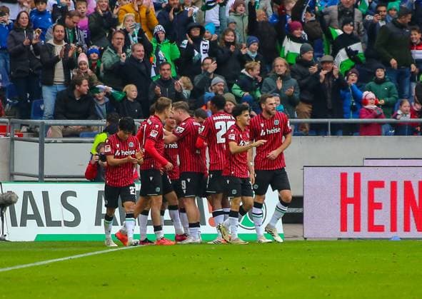 Germany Soccer 2 Bundesliga 2025 26, 12 Matchday Hannover 96 vs SV Darmstadt 98 Heinz von Heiden Arena Stadion Hannover Goal celebration Kolja Oudenne Hannover 96, 29 Enzo Leopold Hannover 96, 8 Hayate Matsuda Hannover 96, 27 Husseyn Chakroun Hannover 96, 14 Waniss Taï¯bi Waniss Taibi Hannover 96, 26 Hannover Copyright: xAymanxAlahmedx