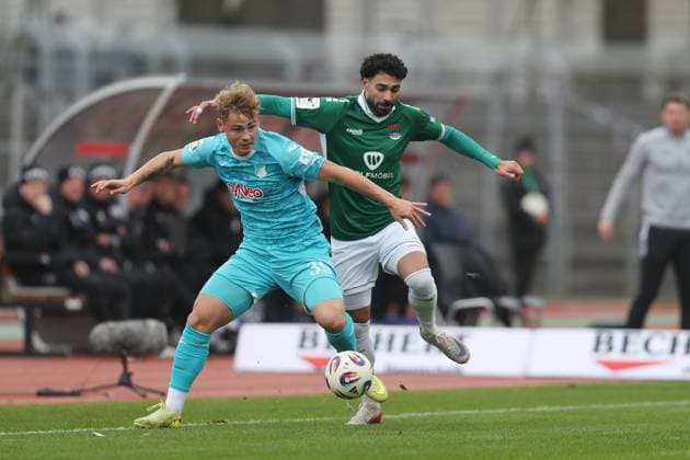 Florian Bähr Florian Bähr 39, TSG Hoffenheim II and Ekin Celebi 11, 1 FC Schweinfurt 1905 , DFL DFB REGULATES PROHIBIT ANY USE OF PHOTOGRAPHS AS IMAGE SEQUENCES AND OR QUASI VIDEO Schweinfurt Sachs Stadion Bayern Germany