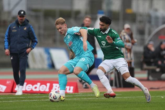 Florian Bähr Florian Bähr 39, TSG Hoffenheim II and Ekin Celebi 11, 1 FC Schweinfurt 1905 , DFL DFB REGULATES PROHIBIT ANY USE OF PHOTOGRAPHS AS IMAGE SEQUENCES AND OR QUASI VIDEO Schweinfurt Sachs Stadion Bayern Germany