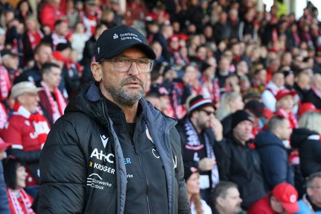 Coach Claus Dieter Wollitz Energie Cottbus Football 3 Liga 2025 2026 FC Energie Cottbus VfL Osnabrück