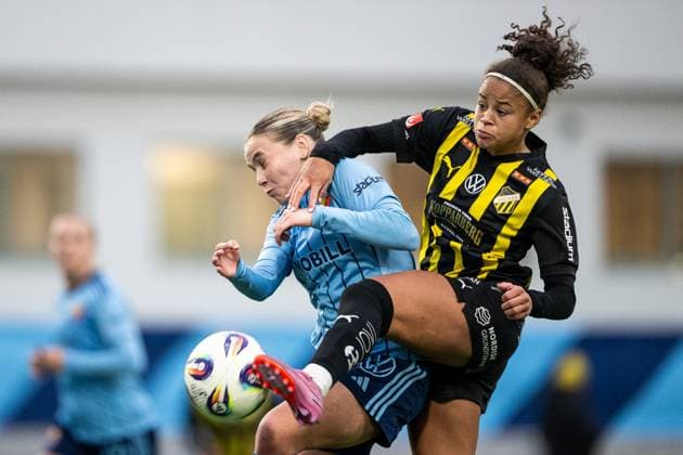 251108 Djurgardens Nanne Ruuskanen and Häckens Felicia Schröder during the football match in Damallsvenskan between Djurgarden and Häcken on November 8, 2025 in Stockholm  Copyright: MAXIMxTHORE BB251108MT026