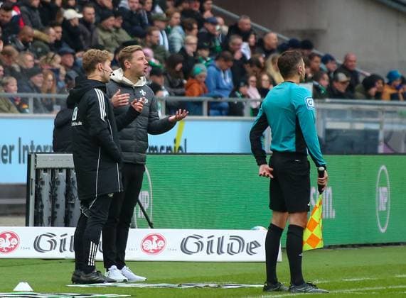 Germany Soccer 2 Bundesliga 2025 26, 12 Matchday Hannover 96 vs SV Darmstadt 98 Heinz von Heiden Arena Stadion Hannover Florian Kohfeldt Coach SV Darmstadt 98 Hannover Copyright: xAymanxAlahmedx
