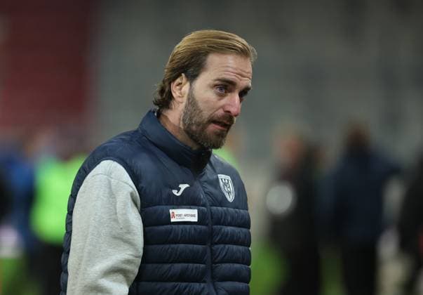 071125 Halle Saale Sport Football Hallescher FC Halle HFC Regionalliga Nordost 4 Liga Men Season 2025 2026 15 Matchday HFC SV Babelsberg 2 2 Ronny Ermel Coach SV Babelsberg
