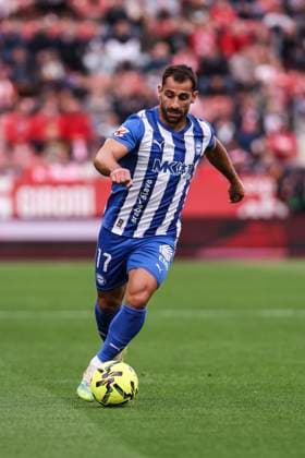 November 8, 2025, Girona, Girona, SPAIN: Jonny Otto of Deportivo Alaves in action during the Spanish league, La Liga EA Sports, football match played between Girona FC and Deportivo Alaves at Montilivi stadium on November 08, 2025 in Girona, Spain. Girona SPAIN - ZUMAa181 20251108_zaa_a181_111 Copyright: xJavierxBorregox
