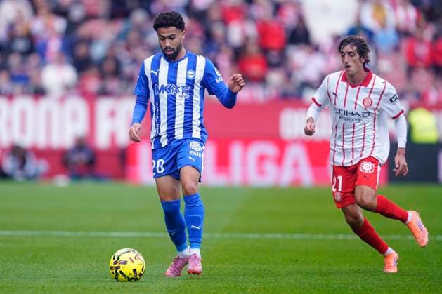 ESP: Girona FC - Deportivo Alaves . Liga match 2025-2026, Date 12 Calebe of Deportivo Alaves during the La Liga match 2025-2026, date 12 between Girona FC and Deportivo Alaves played at Montilivi Stadium on November 08, 2025 in Girona, Spain. kpng Copyright: xSergioxRuizx xPRESSINx PS_251108_GIR_ALA_015
